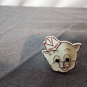 Vintage 1970's PIGGLY WIGGLY Childs Plastic RIng